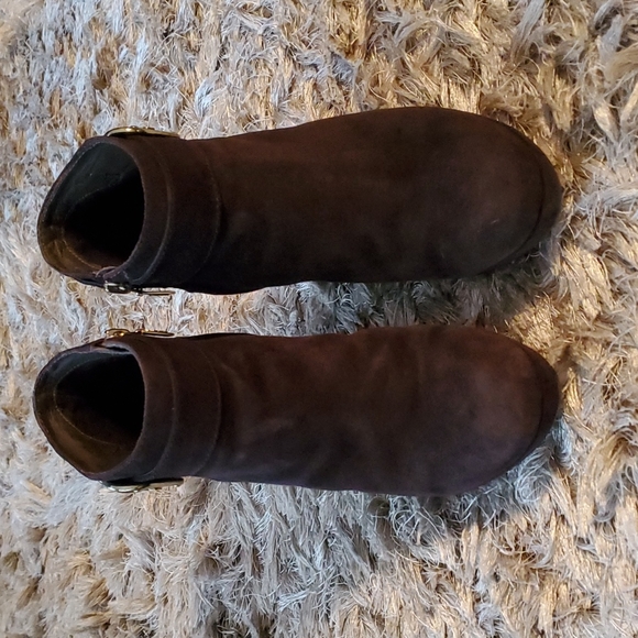 GEOX Respira brown suede wedge booties - Picture 4 of 11